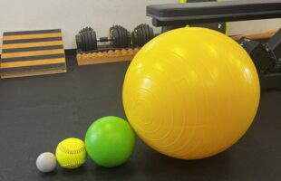 パッセで不安定なのは動足のせい??軸足への重心移動の大切さについて パッセで不安定なのは動足のせい??軸足への重心移動の大切さについて